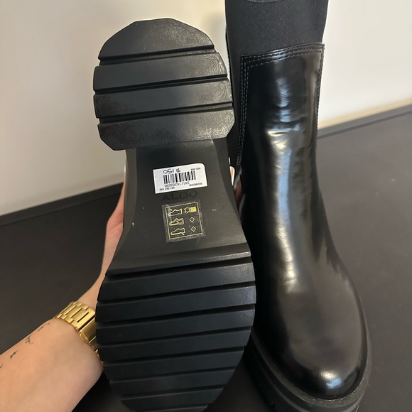Black Aldo boots - Picture 2 of 4